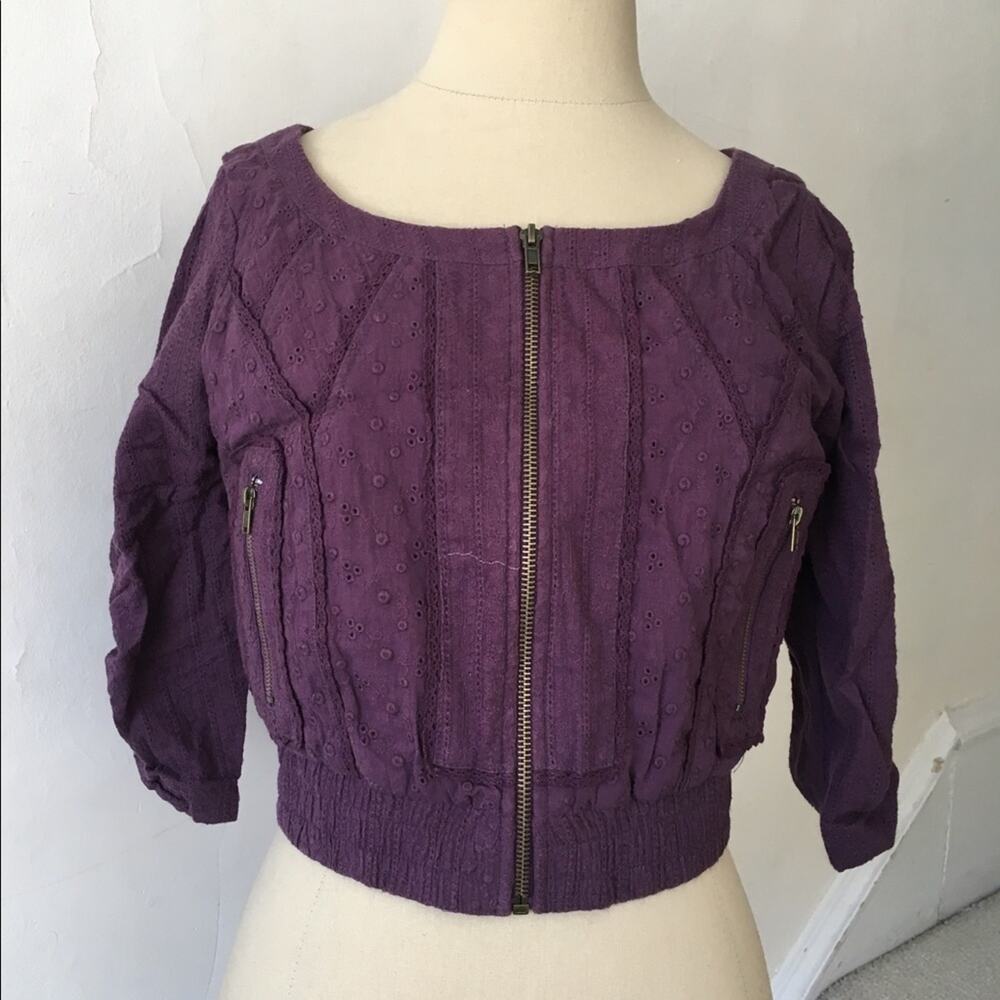 Anthropologie Purple eyelet zip front crop jacket/top 3/4 sleeve